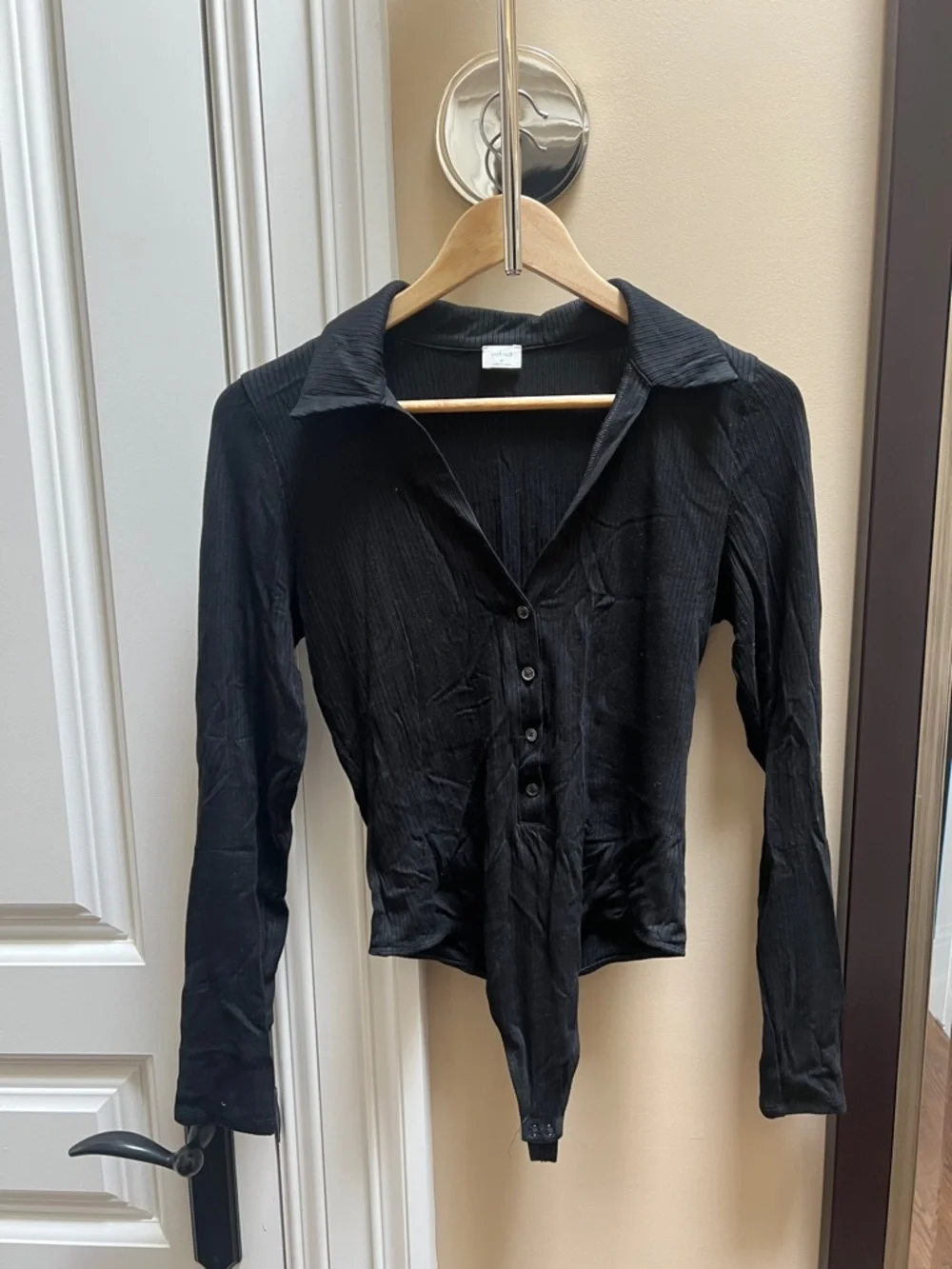 Wilfred Black Ribbed Button-Front Collared Bodysuit - Picture 1 of 3